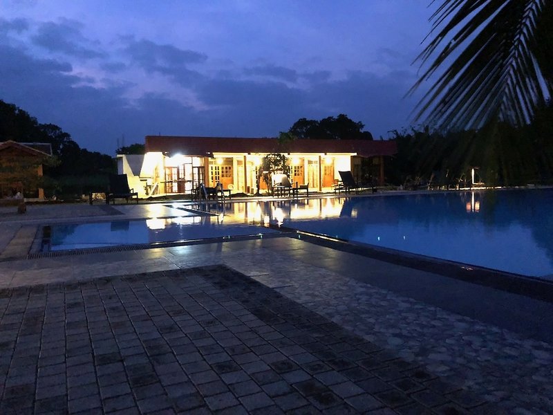 Hotel Hotel 4 U Saliya Garden