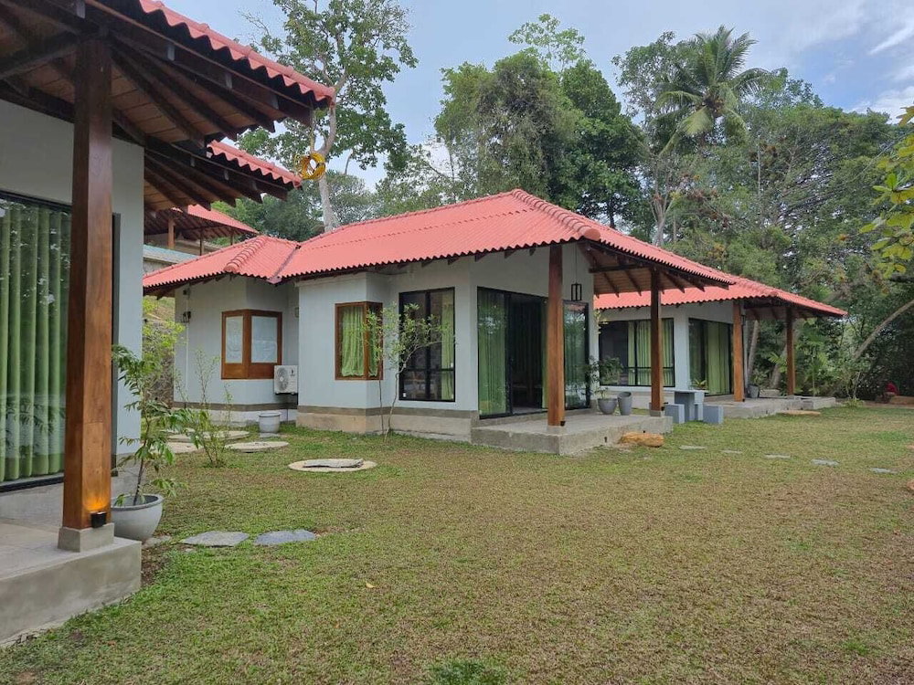 River Shades Hotel