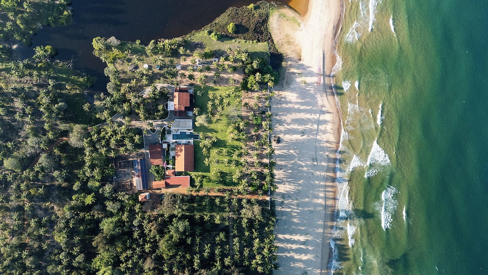 Hotel Kalkudah Beach House
