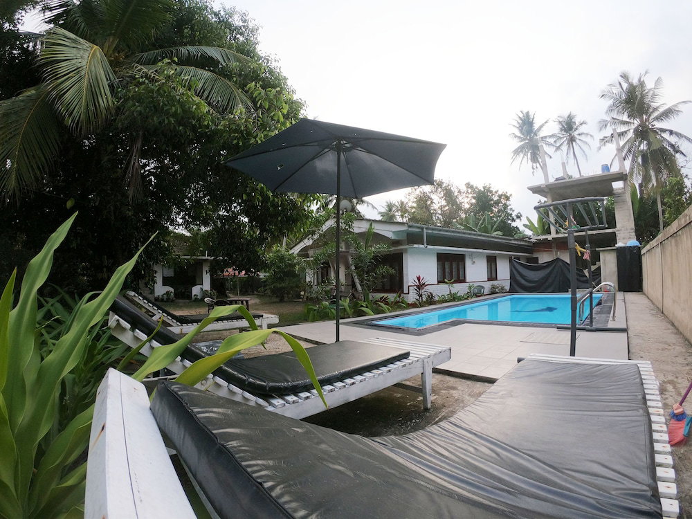 Hotel Shrinith's Place - Dodanduwa
