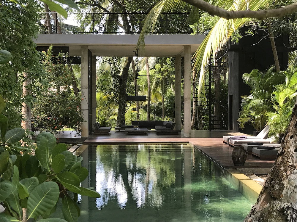 Hotel Kaju Green Eco Lodges