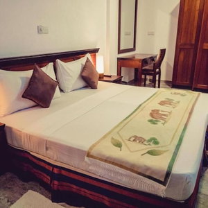Hotel Tissa Wild Heaven - Yala cazare Tissamaharama