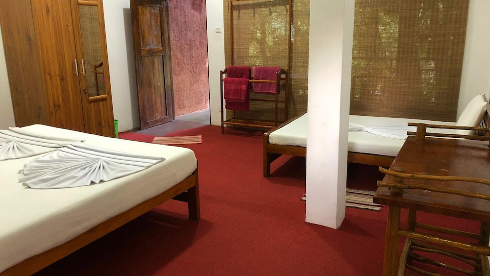 Hotel Ceylon Nature Hostel Kitulgala