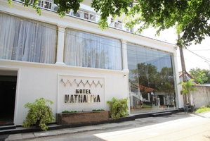 Hotel Nathaliya Transit Hotel Cmb cazare Katunayaka