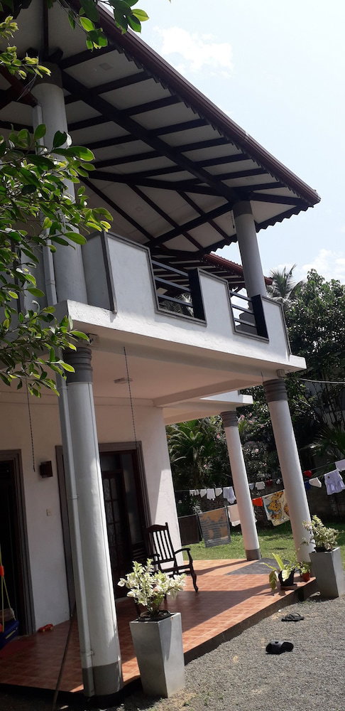 Hotel Royal Beach Villa