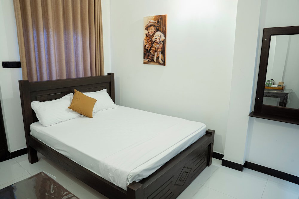 Hotel Ruhunu Holiday Inn