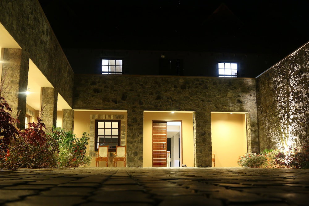 Hotel Lilara Hills