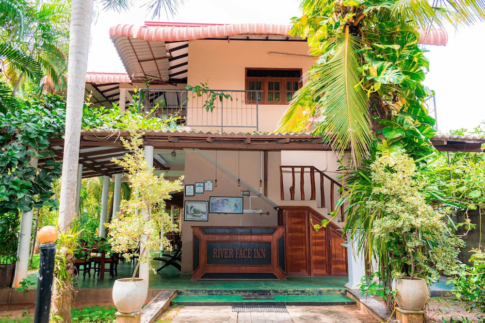 Hotel Yala River Moonlight