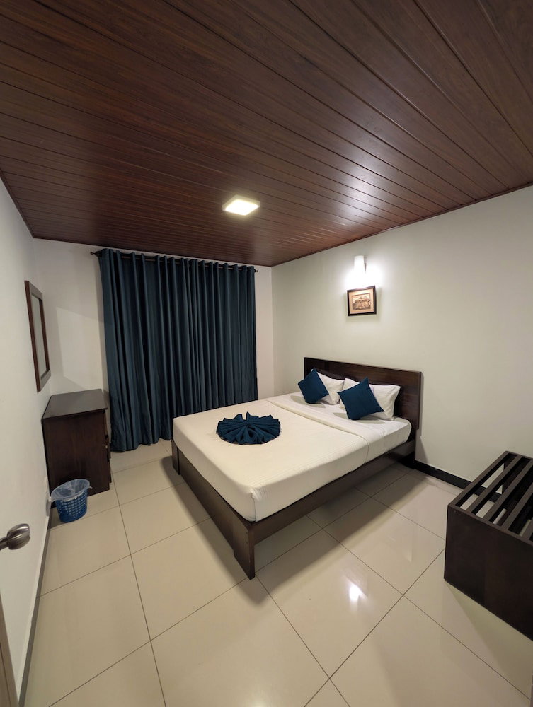 Hotel The Lakeside Stay
