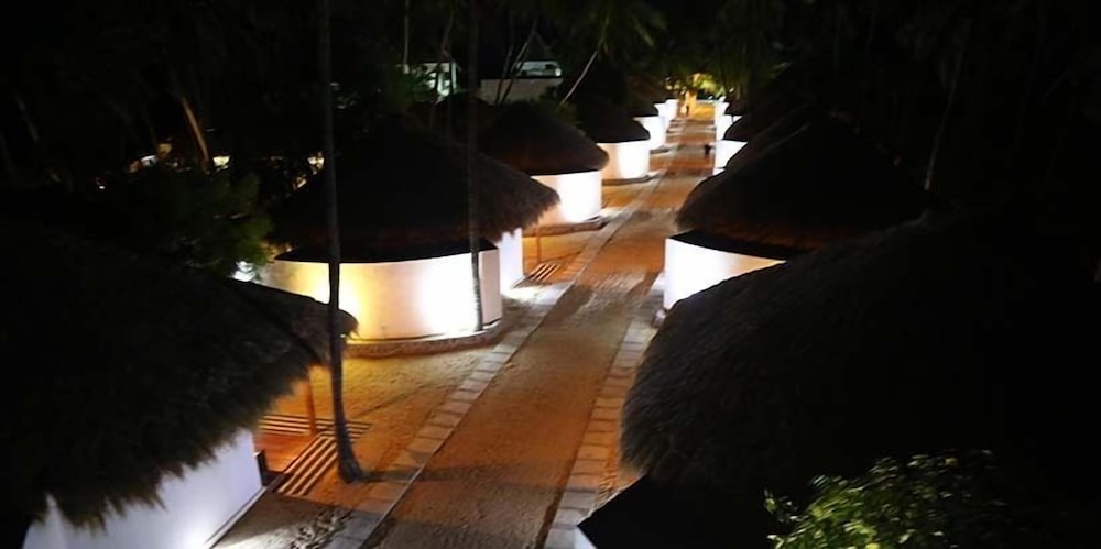 Hotel Seth Dev Lagoon Chalets Kalpitiya