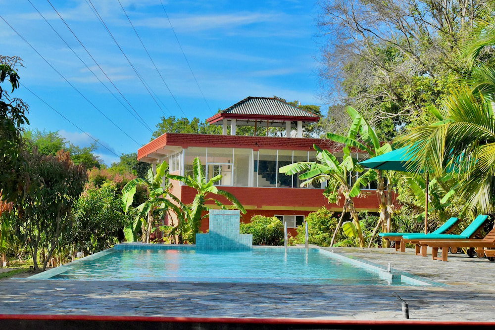 Hotel Green Hut Nature Resort