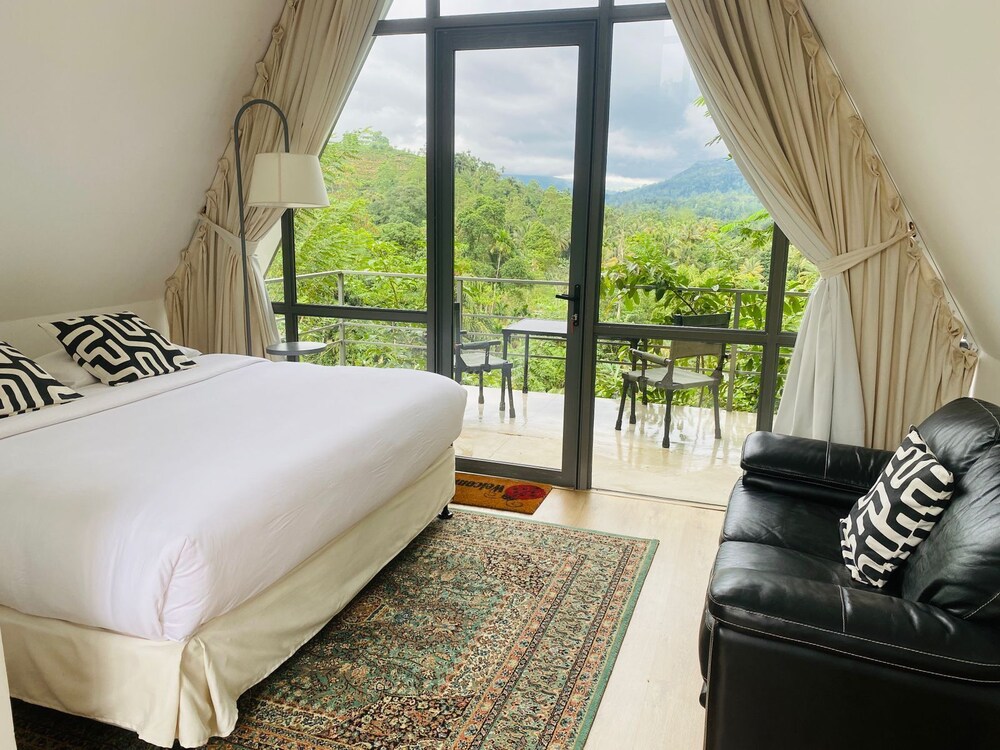 Rain Drops Wellness Villa Sinharaja
