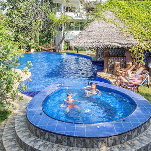 Hotel Sundaras Family Suites cazare Dambulla