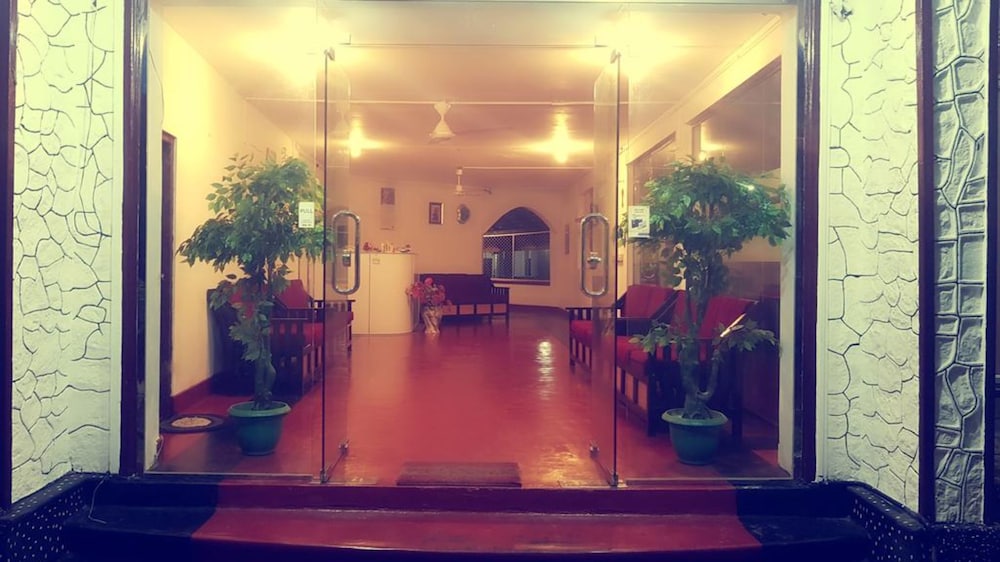 Hotel Delight Guest House And Restaurant
