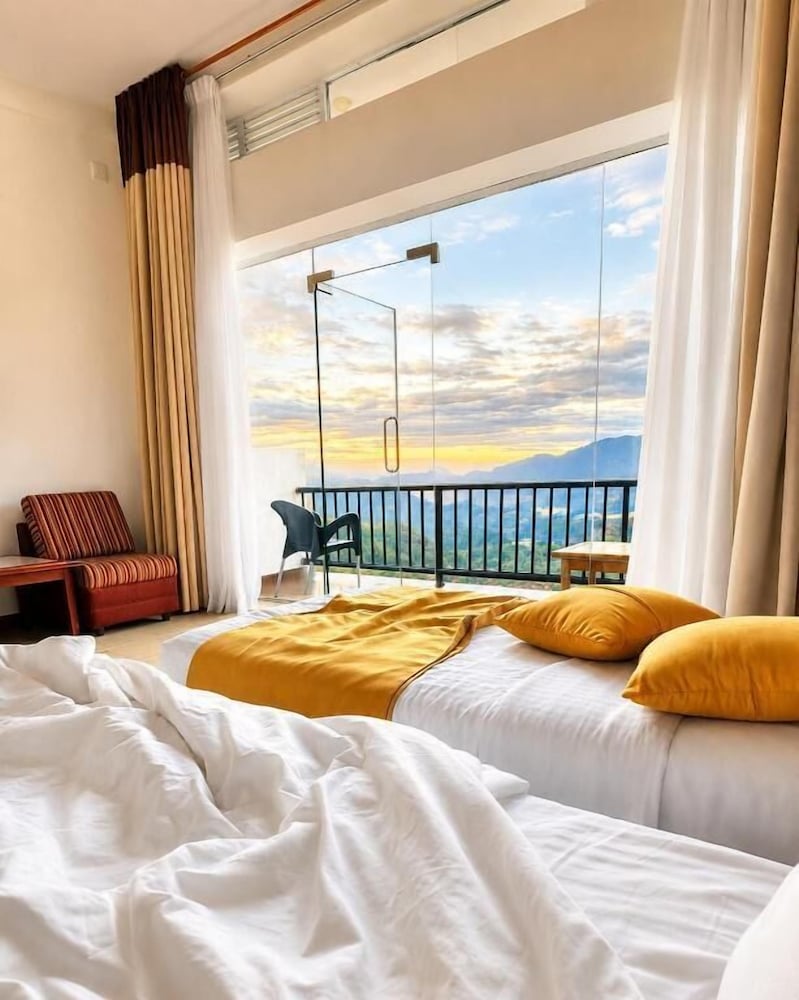 Hotel Thuruliya Hotel