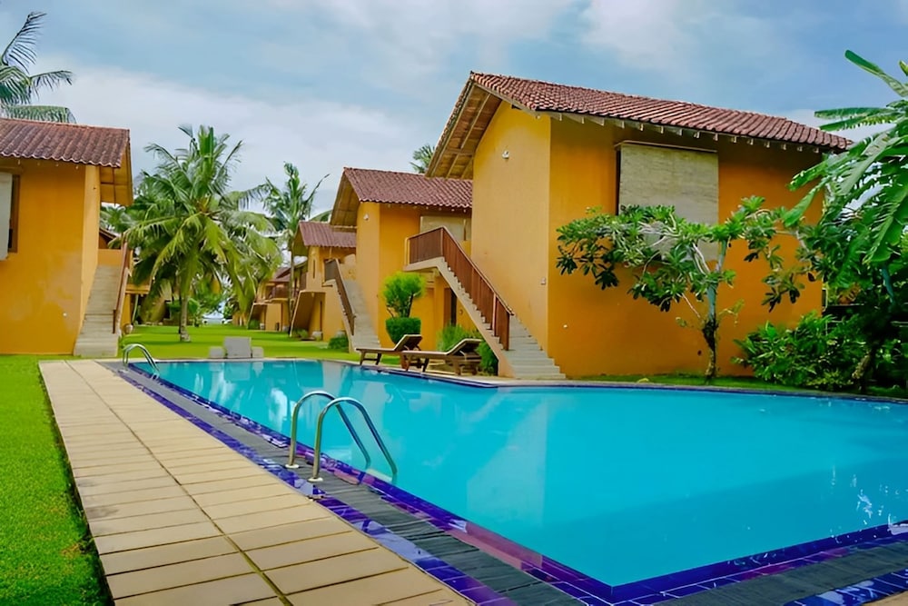 Muthumuni Ayurveda Beach Resort