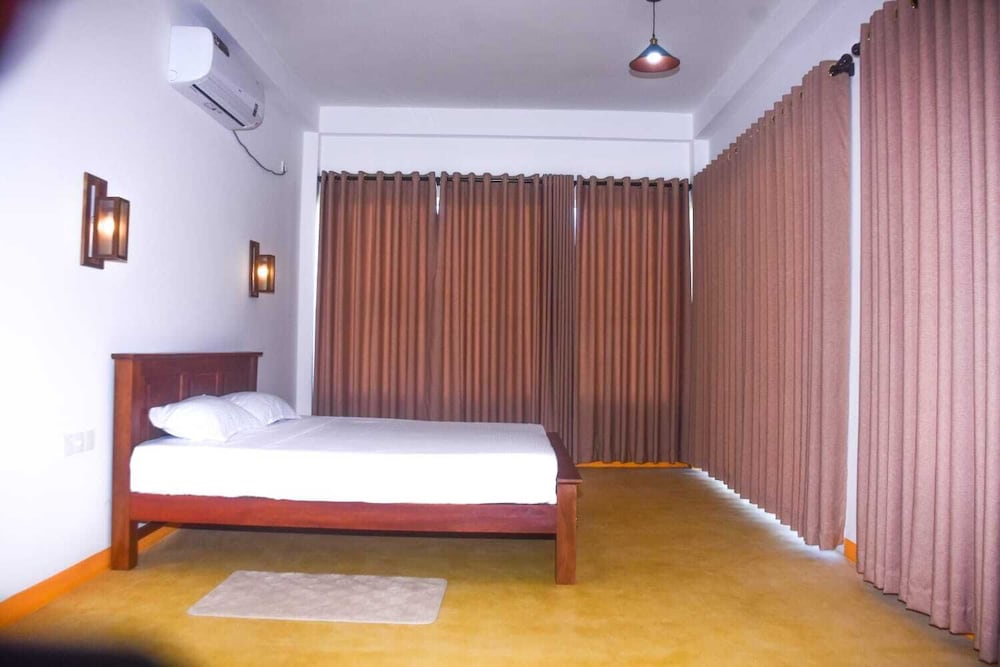 Hotel Neralu Garden Yala