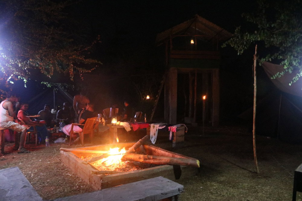 Hotel Dev's Campground