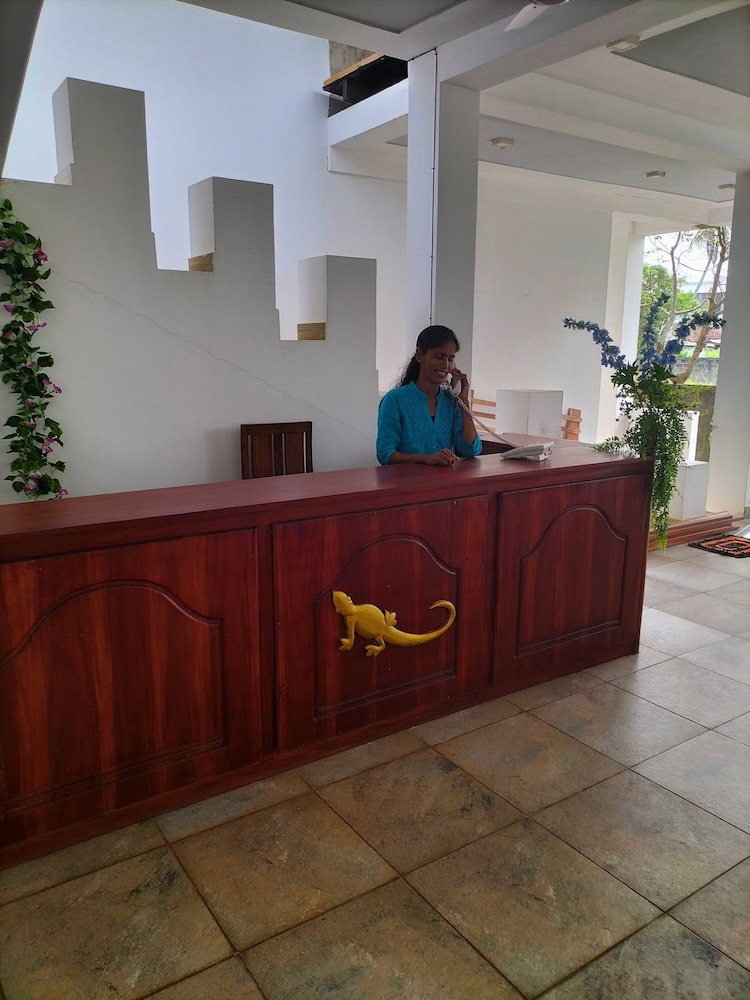 Moragalla Beach Home Guesthouse (Newly Opened Hotel)