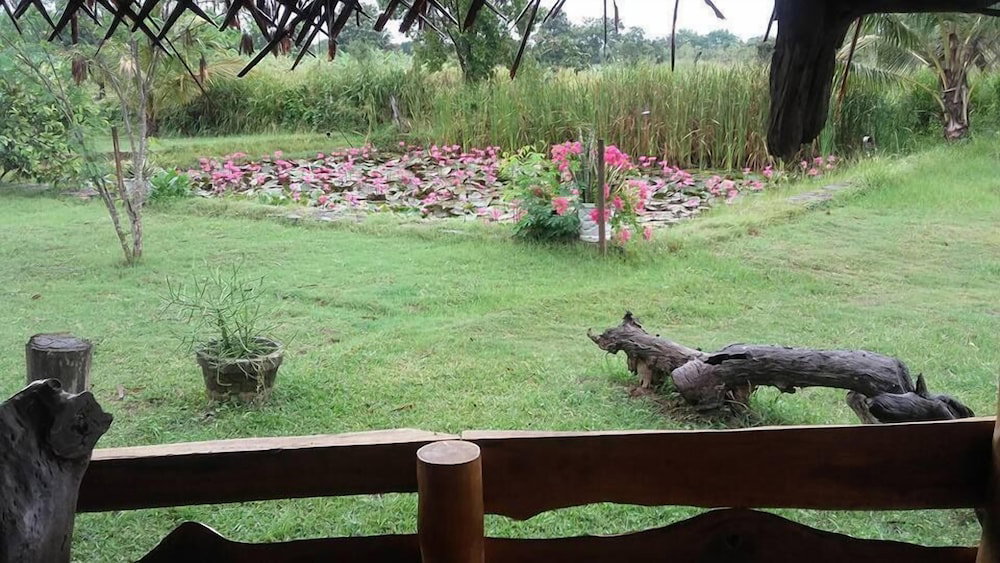 Hotel Lotus Chalets Eco Hotel