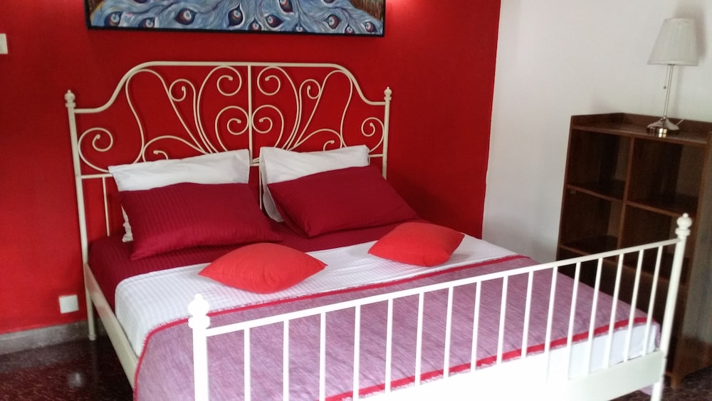 Hotel Village Villa Home Stay
