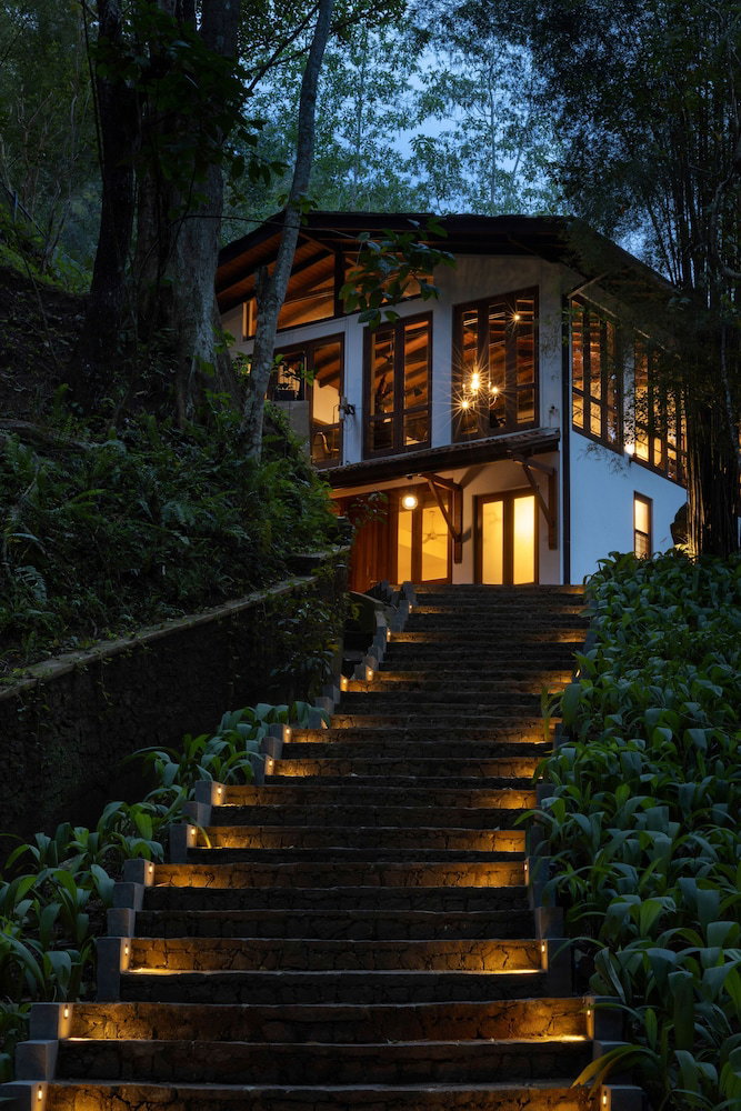 Hotel The Weir House