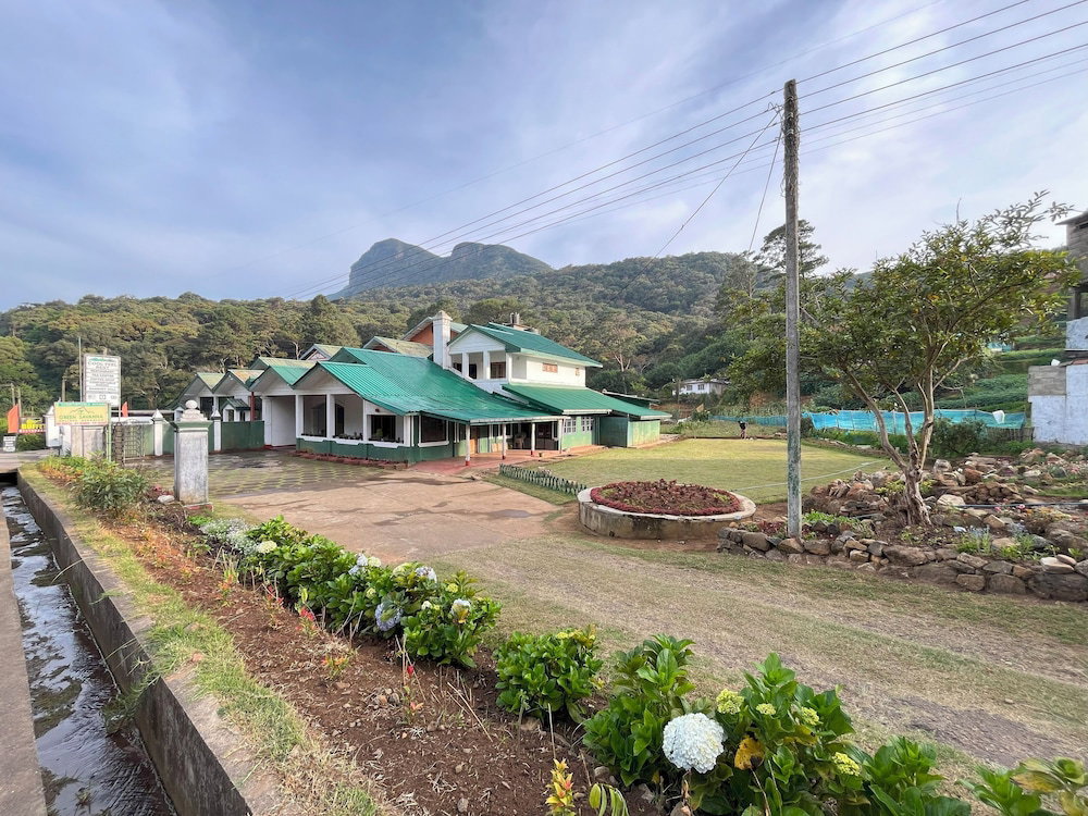 Hotel The Green Savanna Holiday Bungalow