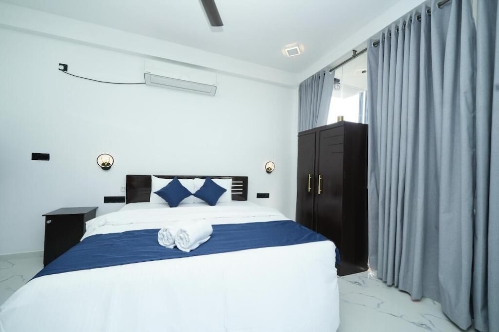Hotel Diyash Beach Resort - Trincomalee