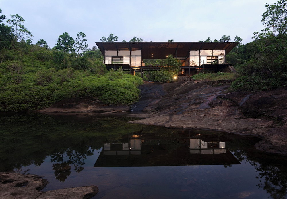 Hotel Kurunduketiya Private Rainforest Resort