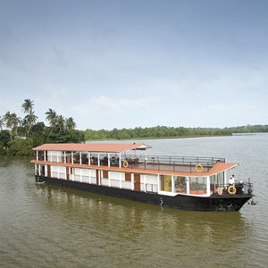 Hotel Flow By The Amber Collection - Luxury River Cruises In Sri Lanka cazare Panadura