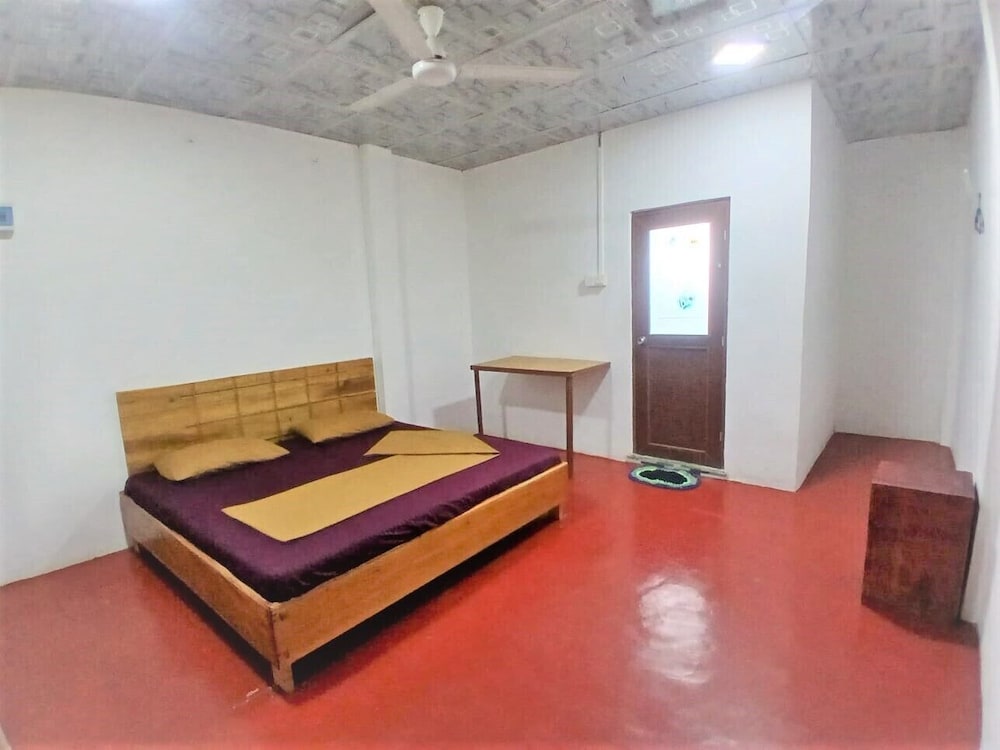 Hotel M S S Villa