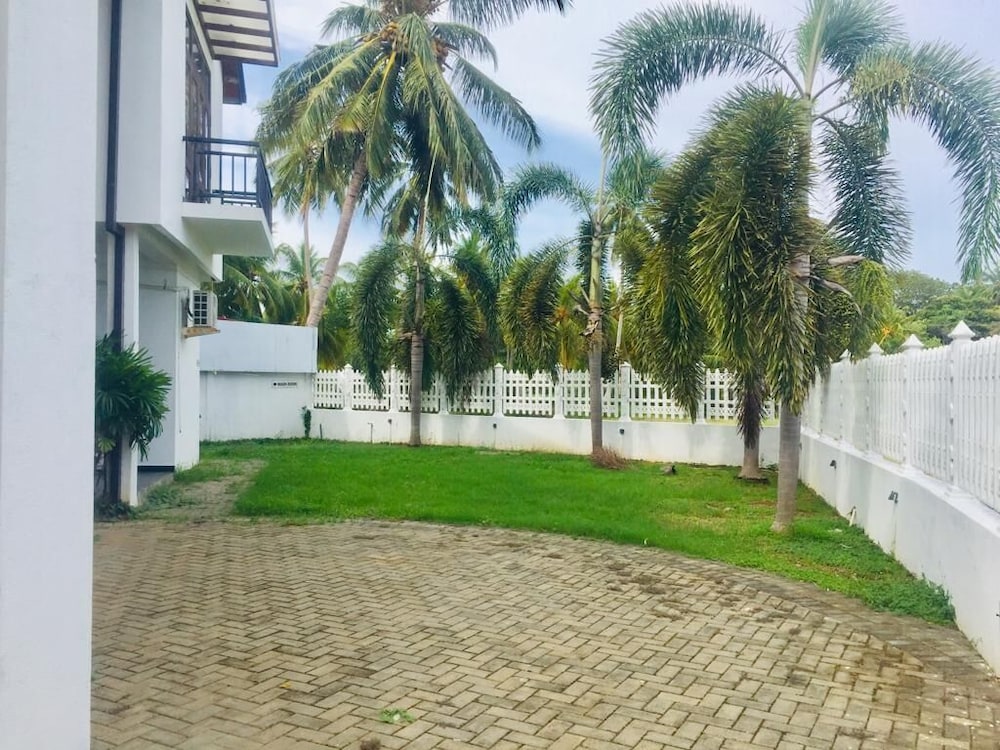 Hotel Kamatha Hotel & Restaurant