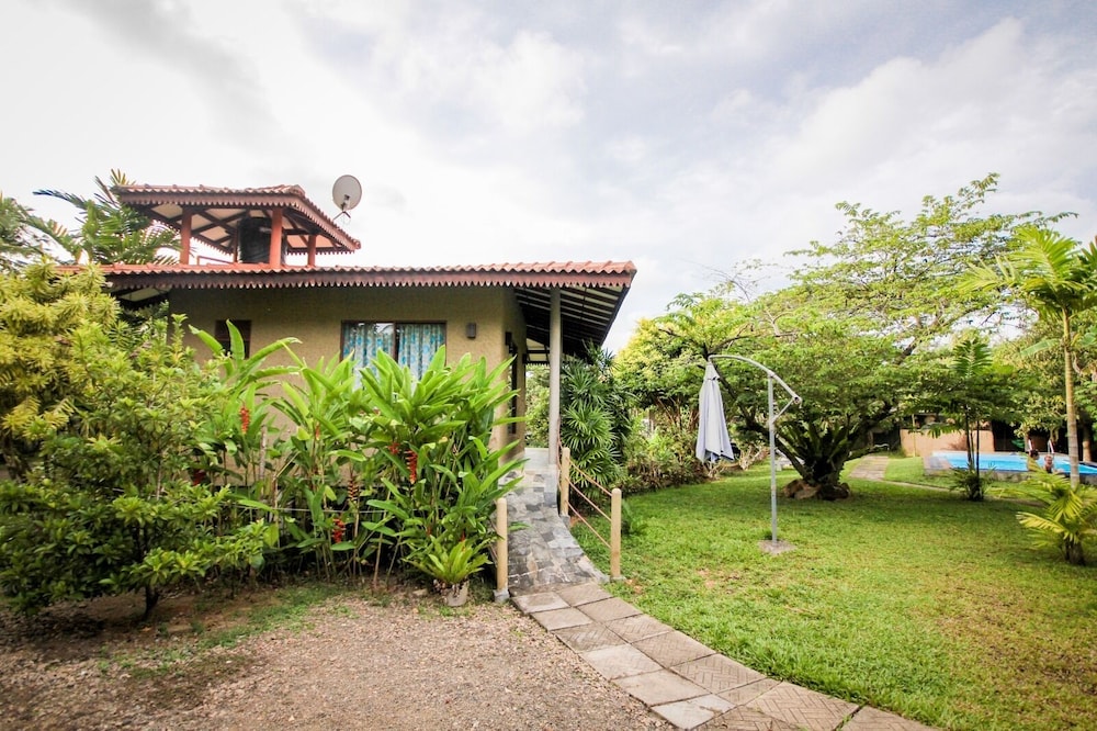 Hotel Mass Eco Cabana Yoga & Spa - Unawatuna