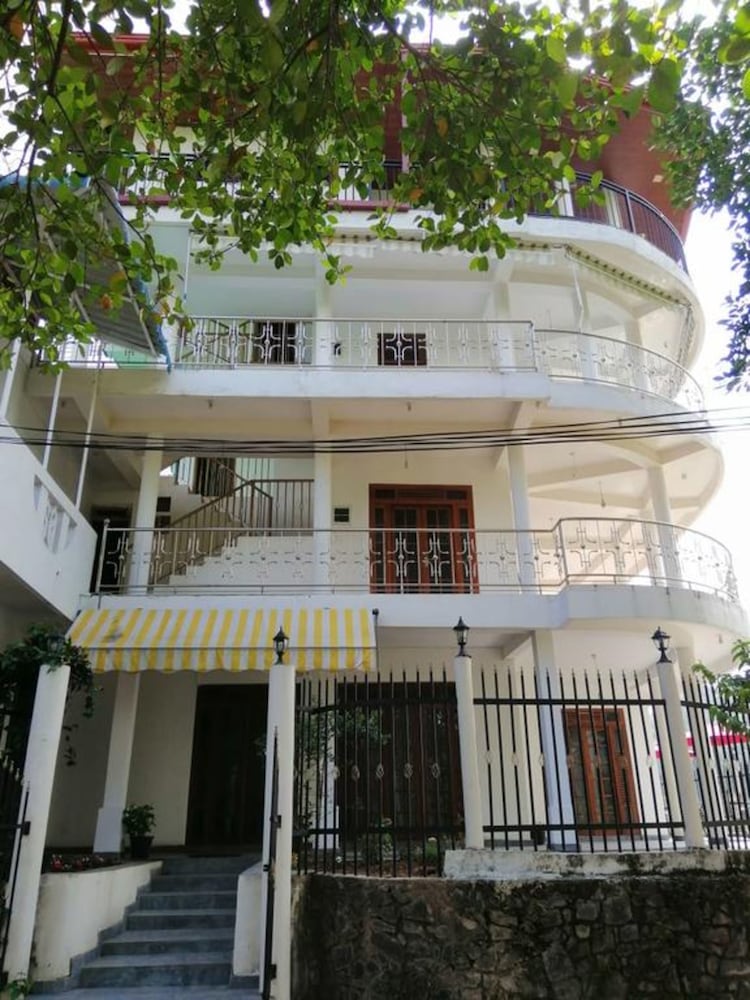 Hotel Chef Guru Hotels
