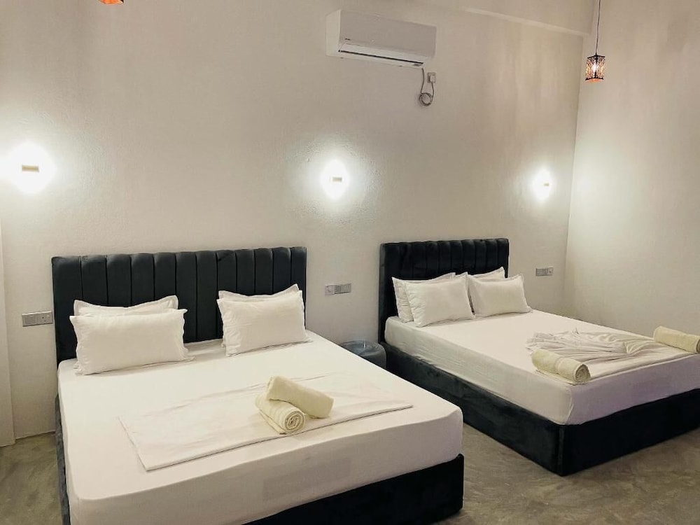 Hotel The White Pillow