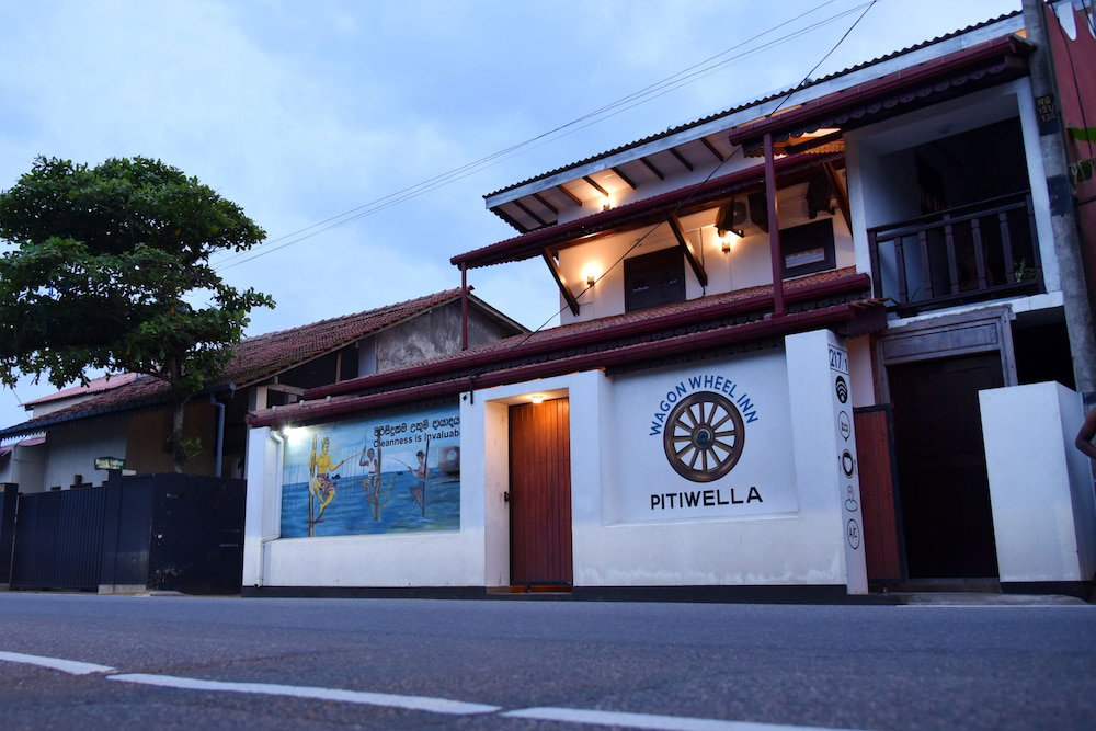 Hotel Wagon Wheel Inn - Hostel