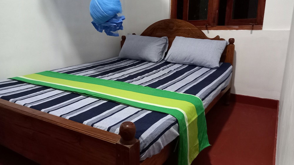 Hotel Sewana Guest Inn