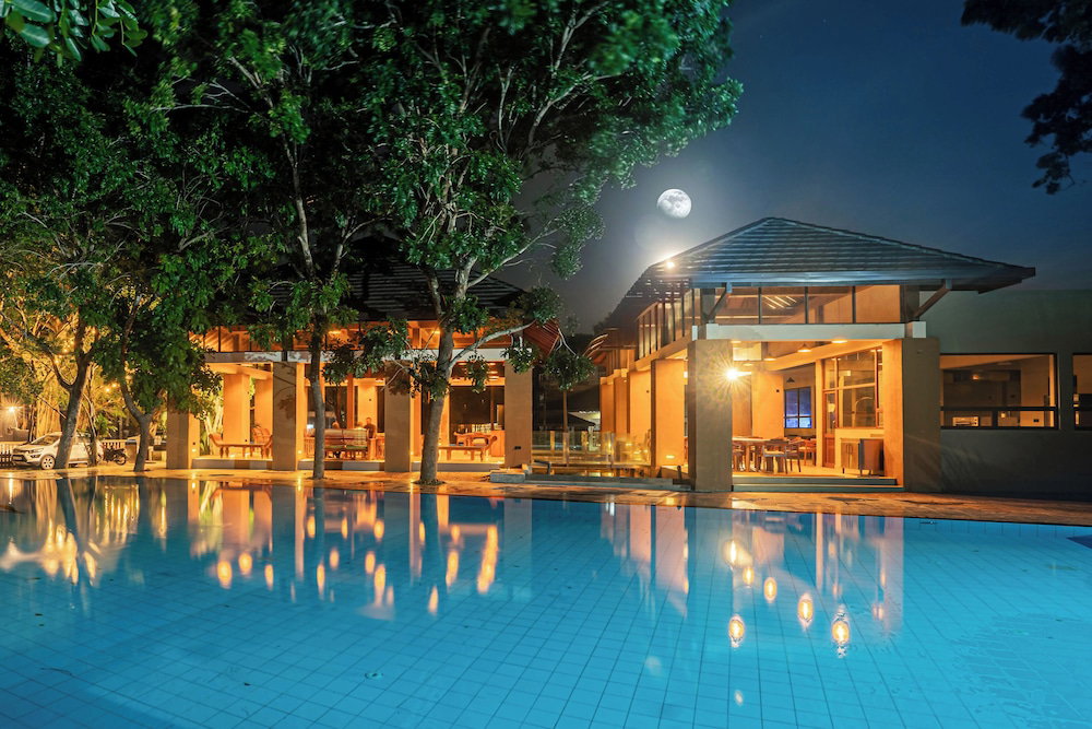 Hotel Luxtori Arugambay