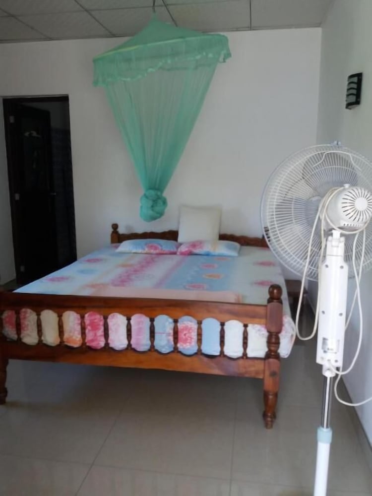 Hotel Ishitha Homestay