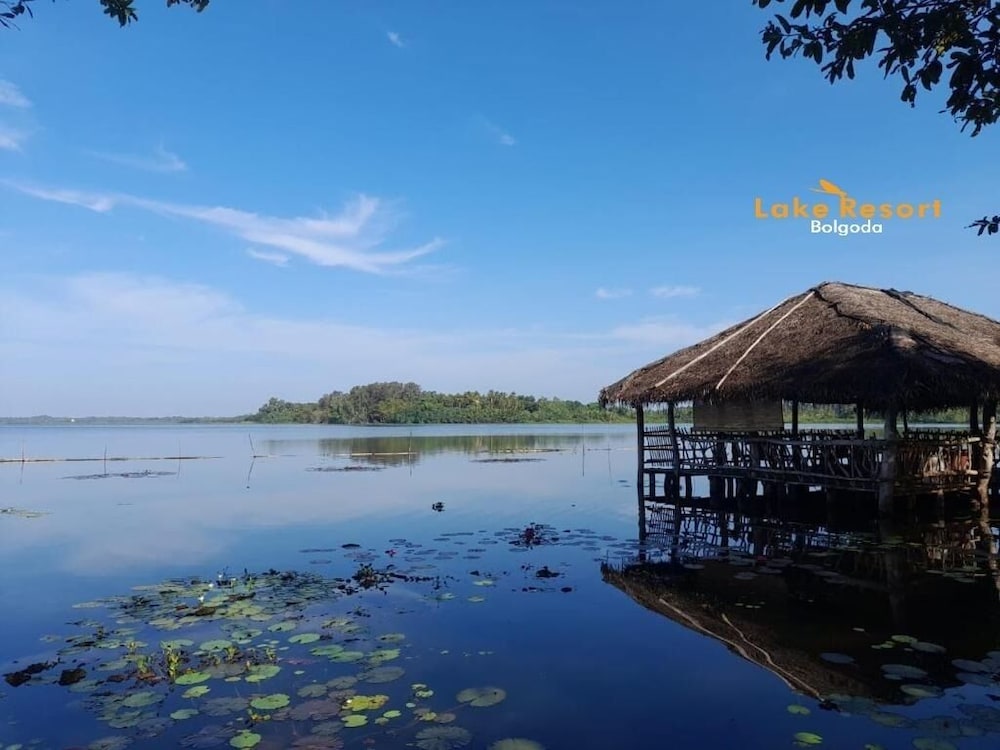 Hotel Lake Resort Bolgoda