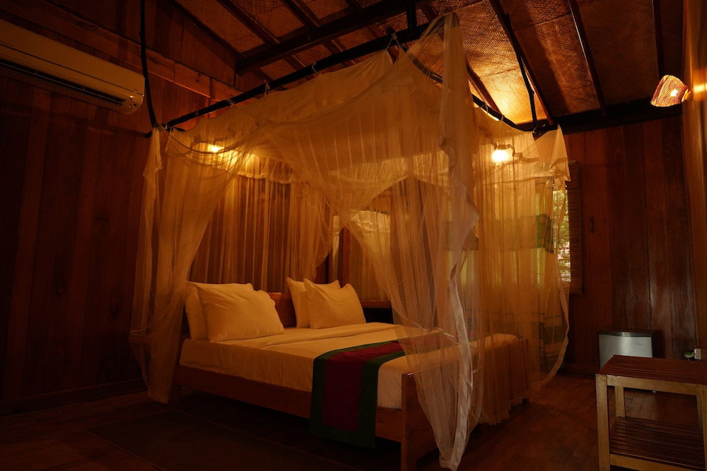 Lake Resort Bolgoda