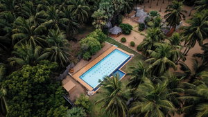 Hotel Roshanne Beach Resort cazare Puttalam