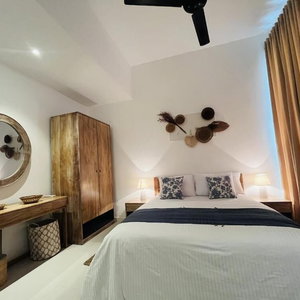 Sejur C-5 Oceanfront Condos vacanta Galle