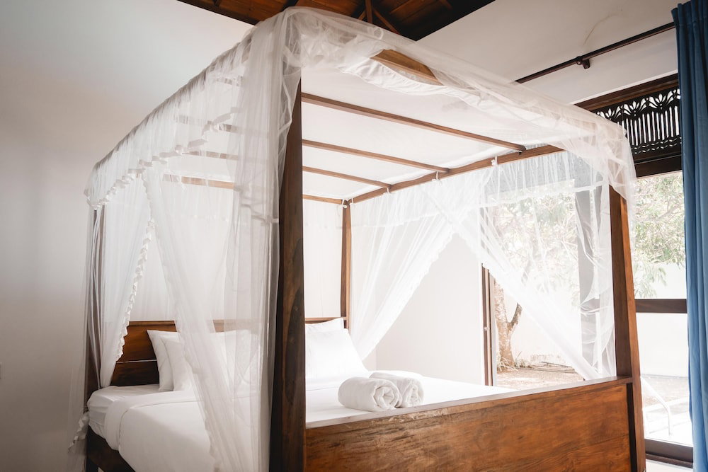 Hotel Orchid Villa By Pardise
