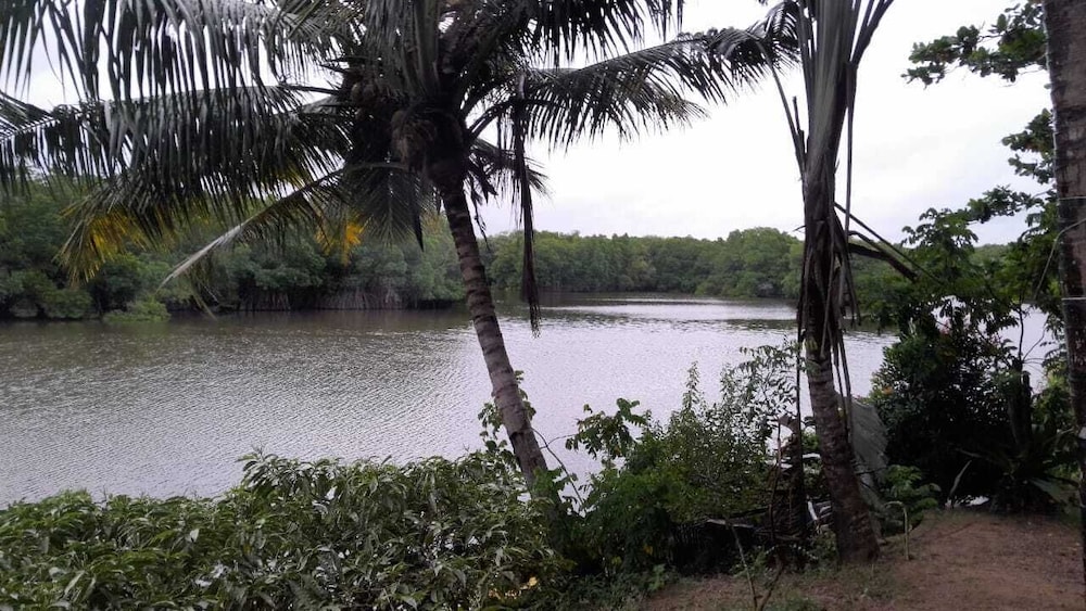 Mami Beach Resort