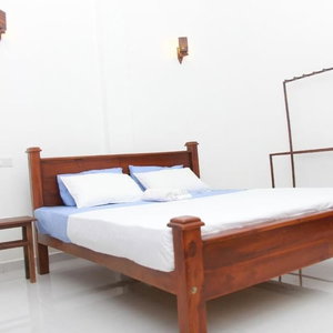 Hotel Villa Shiny Aura cazare Hikkaduwa