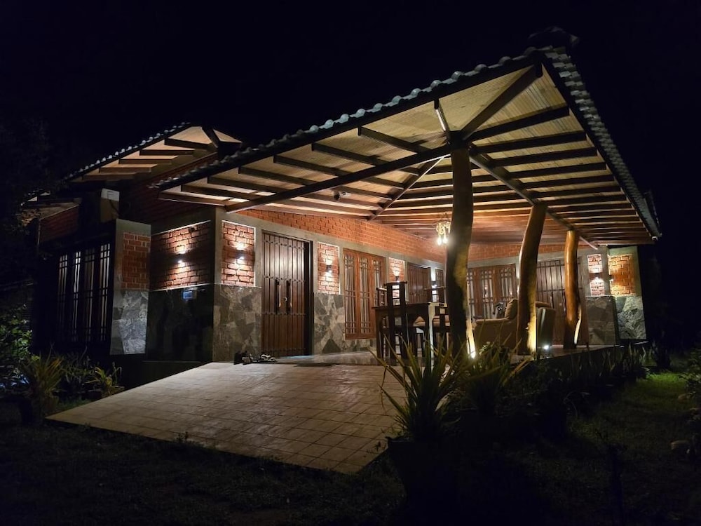 Hotel Ceylon Resort Wilpattu