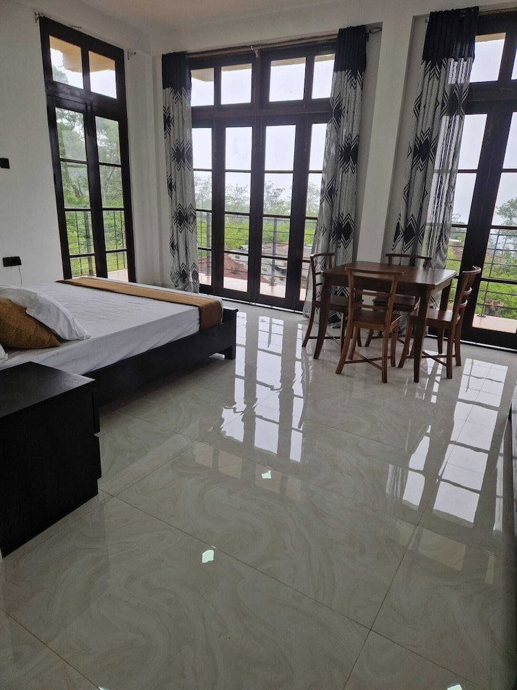 Hotel Aruni Villa - Knuckels Range