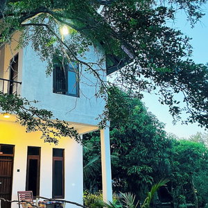 Hotel Thuru Sevana Villa cazare Habarana