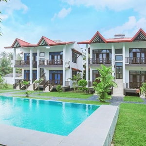 Hotel Kaminrich Polhena cazare Matara